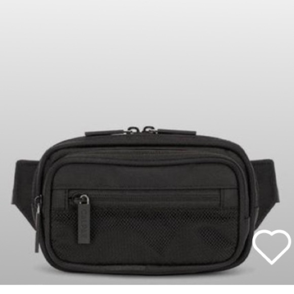 Calpak stevyn fanny pack black